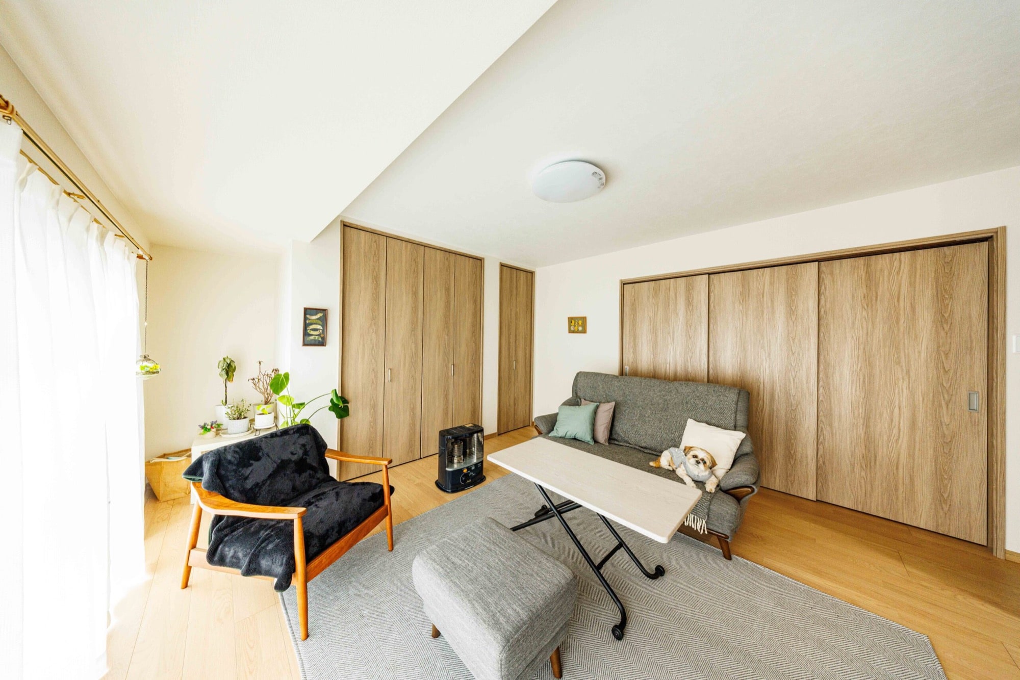 壁の部屋の仕切り 8個セット モダンな金属製の部屋の仕切り 調節可能な